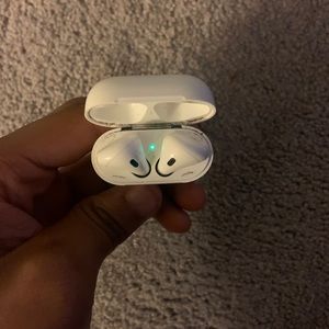 AirPods